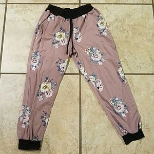 Lounge pants w/pockets